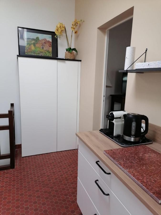 Lou Mas Suzoun Apartamento Ucel Exterior foto